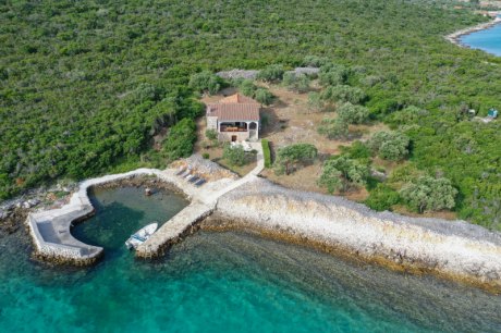 Kuća za odmor Lekić uz more otok Žižanj