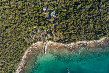 Robinzonada Babac, otok Babac smještaj na osami